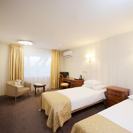 Villa Hotel Theresa Rakvere Kültér fotó