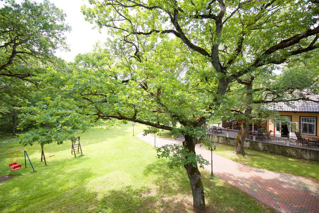 Villa Hotel Theresa Rakvere Kültér fotó
