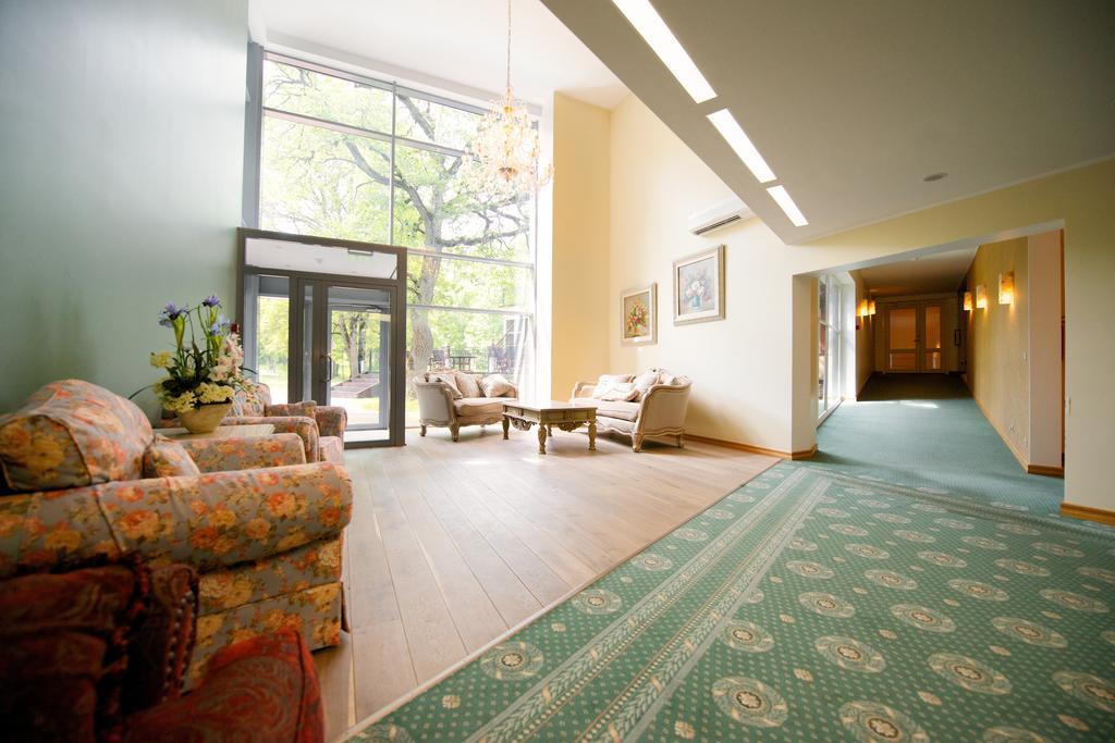 Villa Hotel Theresa Rakvere Kültér fotó