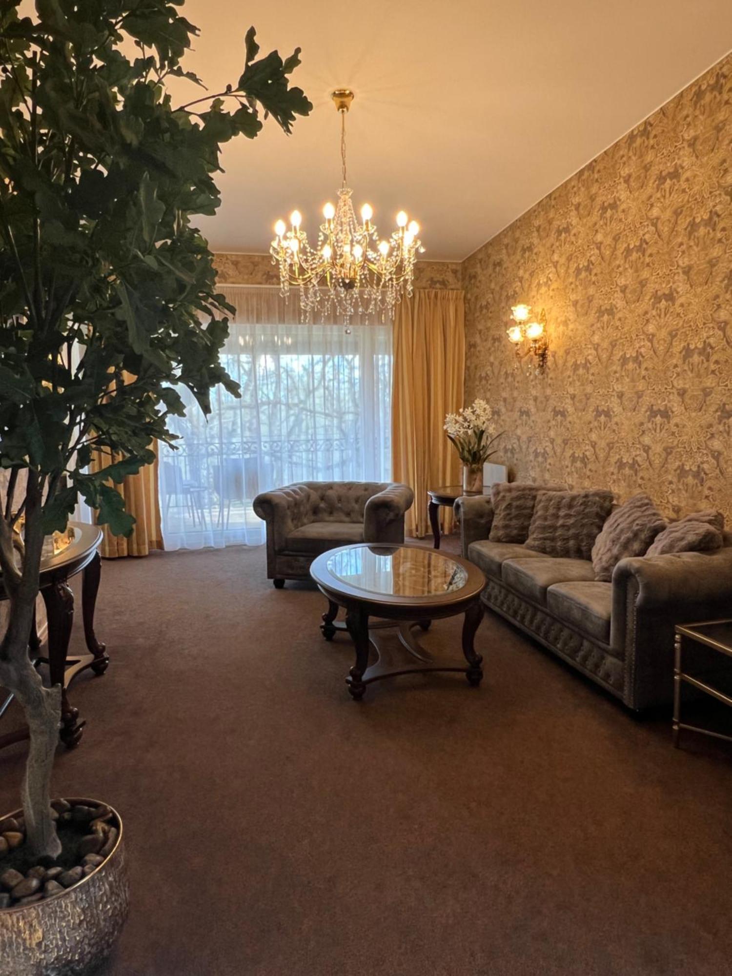 Villa Hotel Theresa Rakvere Kültér fotó